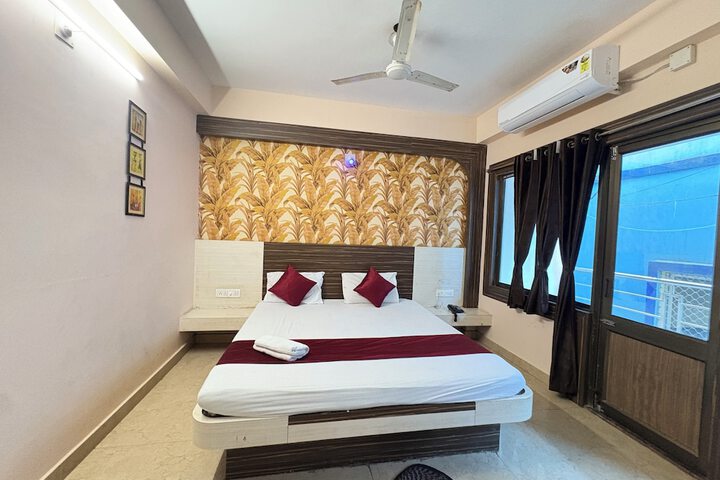 Room 17 of 63