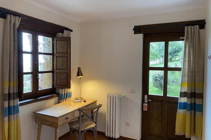 Room 34 of 114