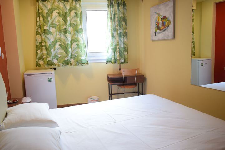 Room 34 of 55
