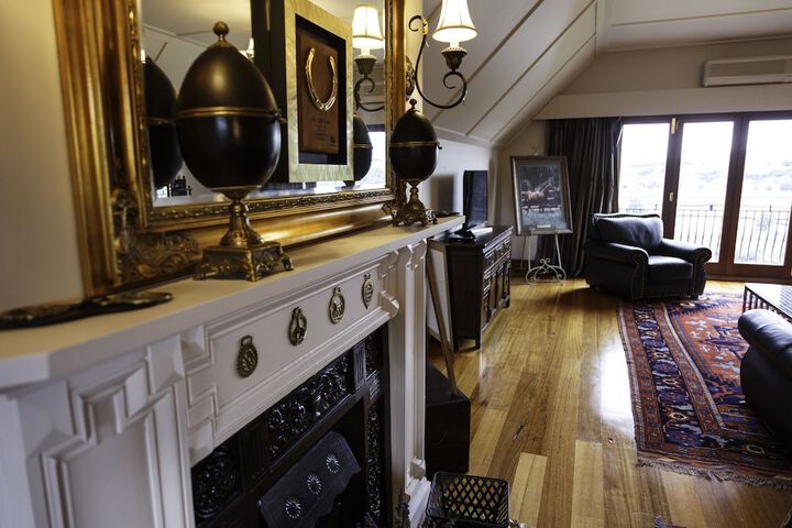 Room 9 of 68