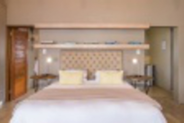 Room 581 of 648