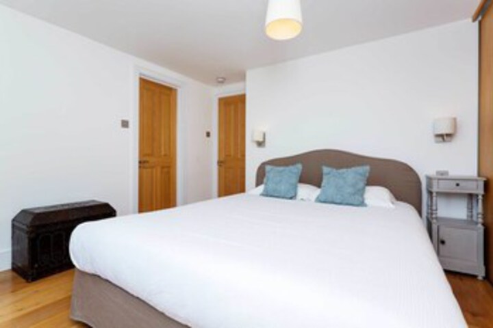 Room 17 of 21