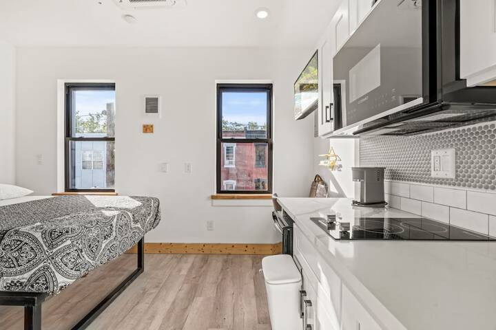 Room 21 of 110