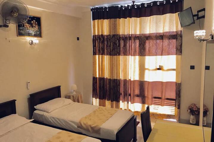 Room 8 of 67