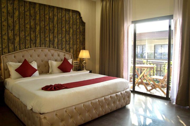 Room 40 of 106