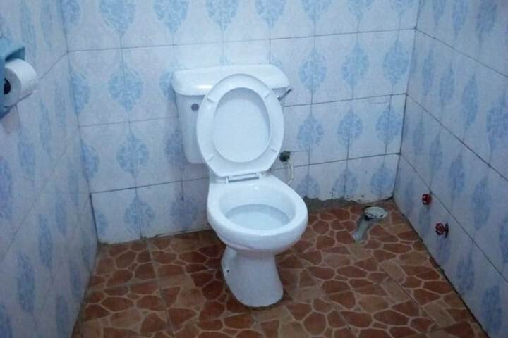 Room 14 of 25
