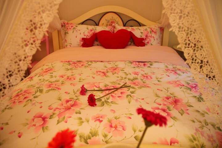 Room 15 of 67