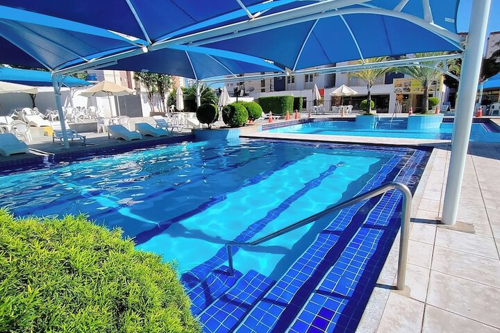 Pools & Facilities