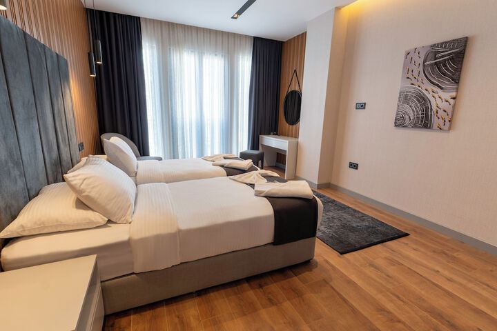 Room 5 of 45