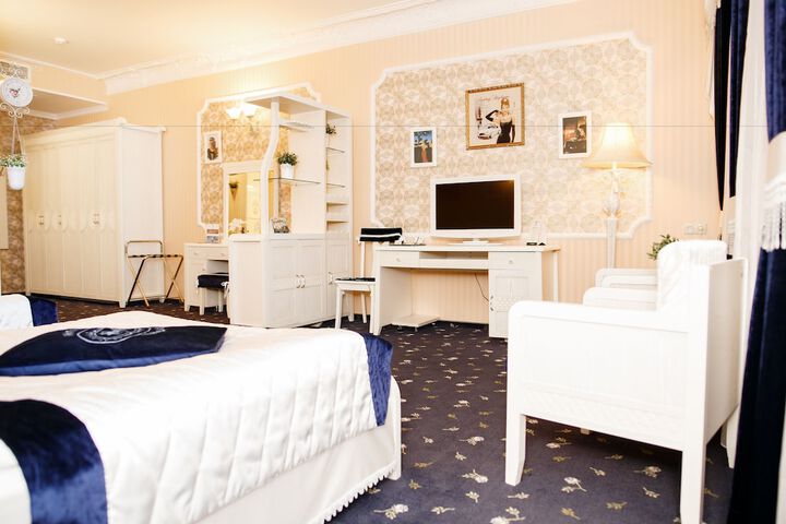Room 34 of 91