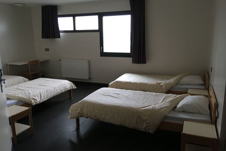 Room 18 of 44