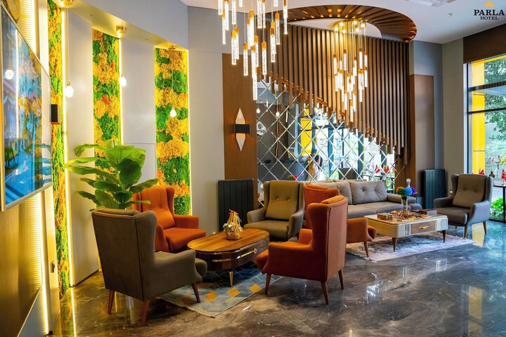 Hotel Interior 6 of 43
