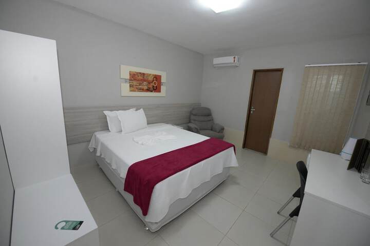 Room 17 of 35