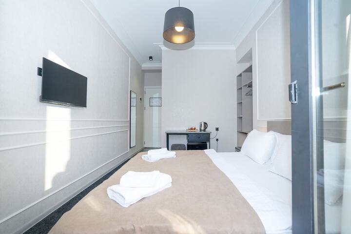 Room 20 of 69