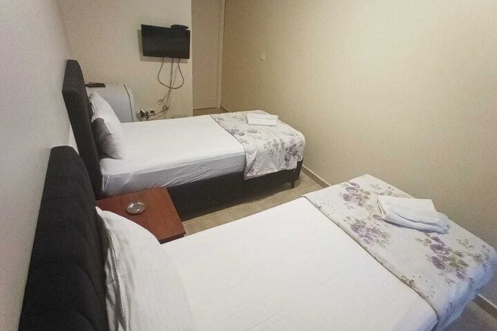 Room 30 of 42