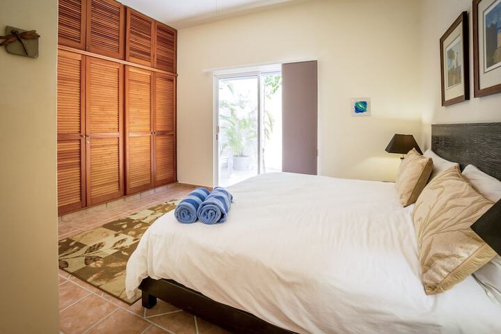 Room 7 of 40
