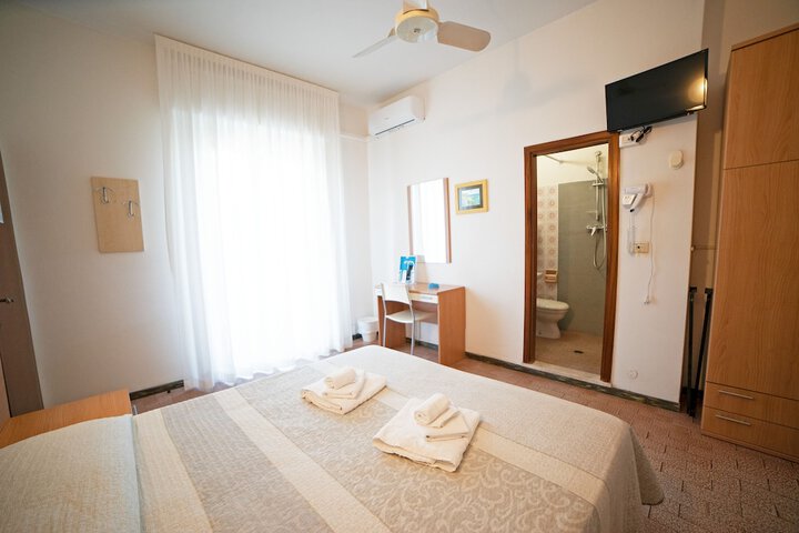Room 38 of 85
