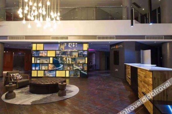 Hotel Interior 7 of 16