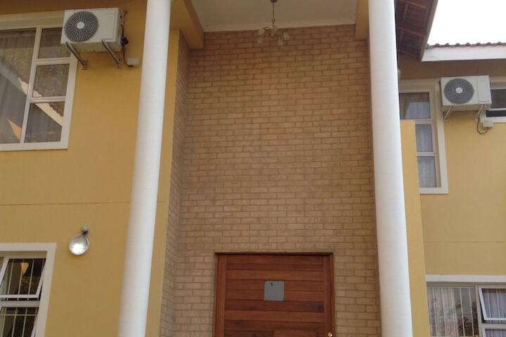 Hotel 8 of 25