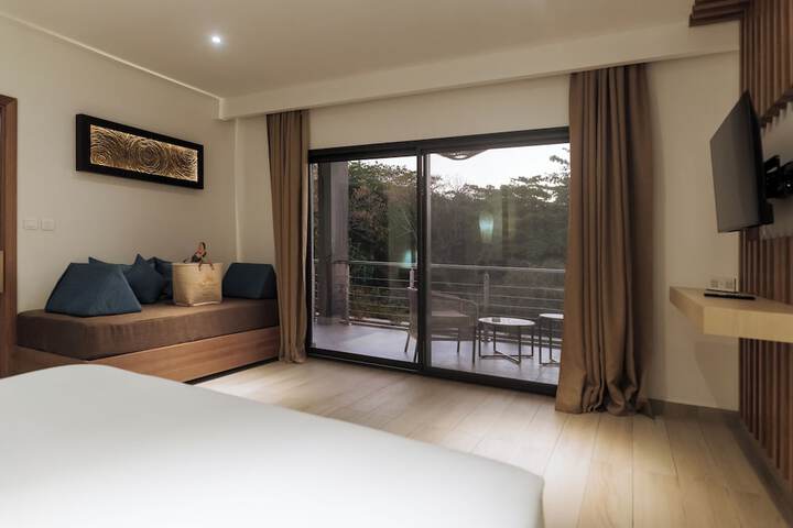 Room 10 of 117