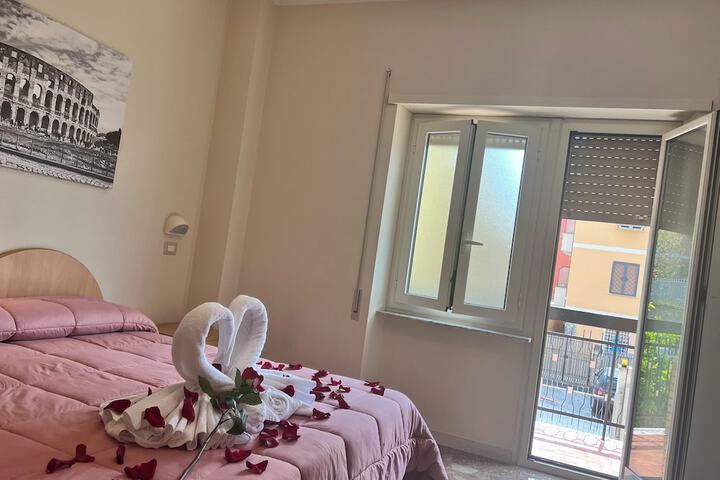 Room 12 of 20