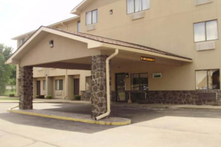 Quality Inn & Suites