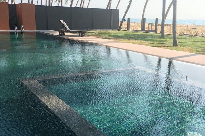 Pool 66 of 80