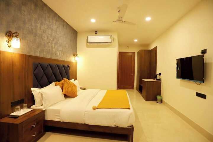 Room 9 of 46