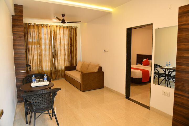 Room 15 of 44