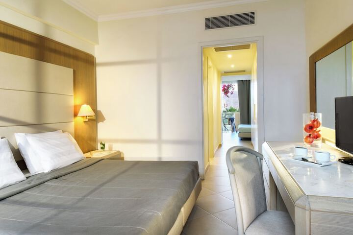 Room 49 of 121