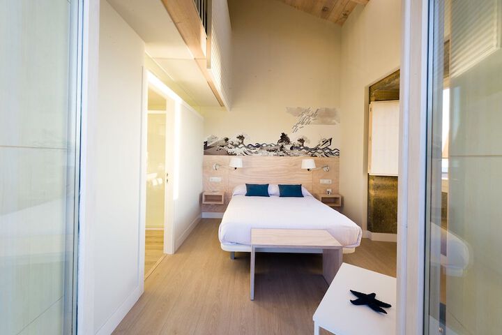 Room 21 of 77