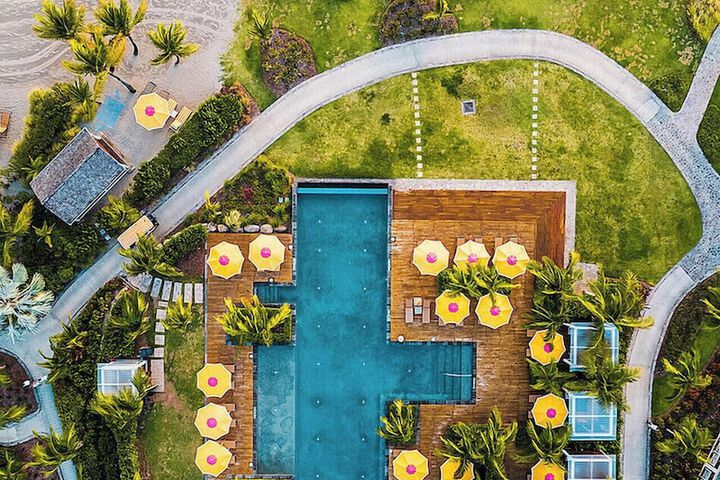 Pool 100 of 159