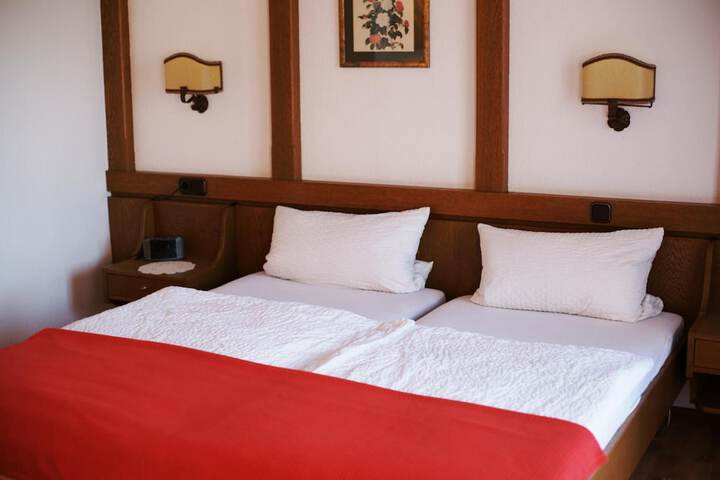 Room 21 of 65