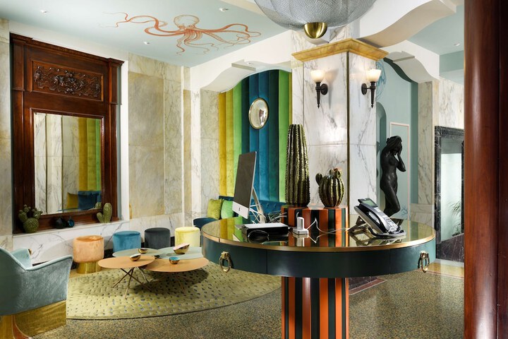 Lobby Entry