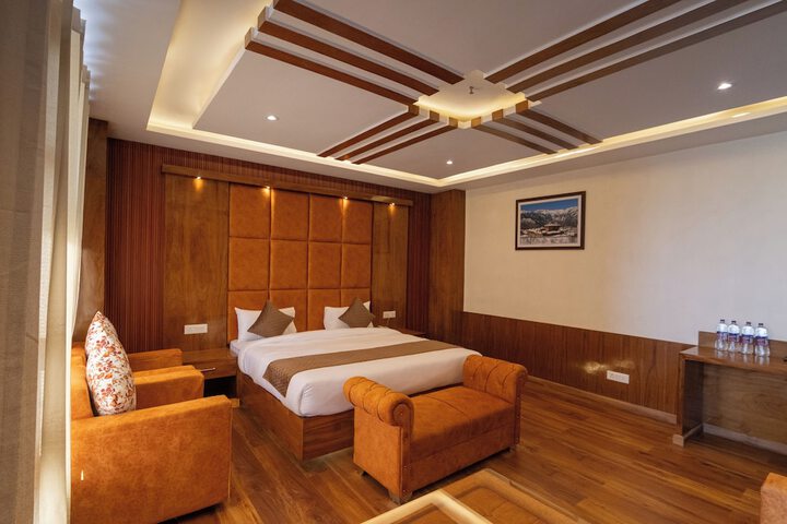 Room 30 of 91