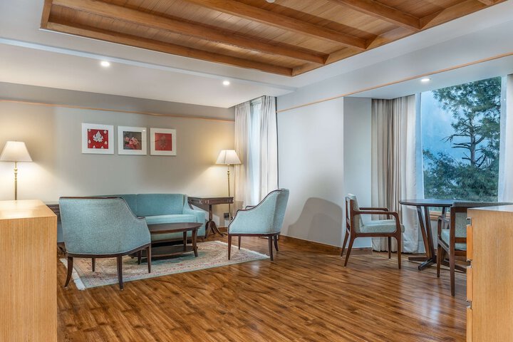 Room 15 of 73