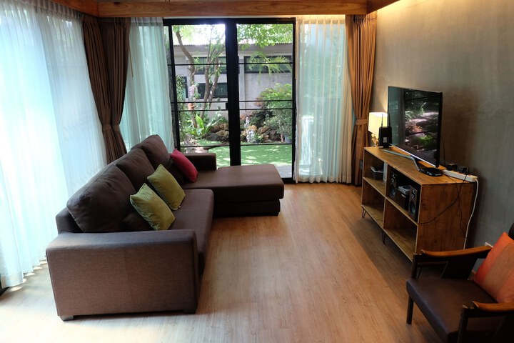 Room 35 of 78