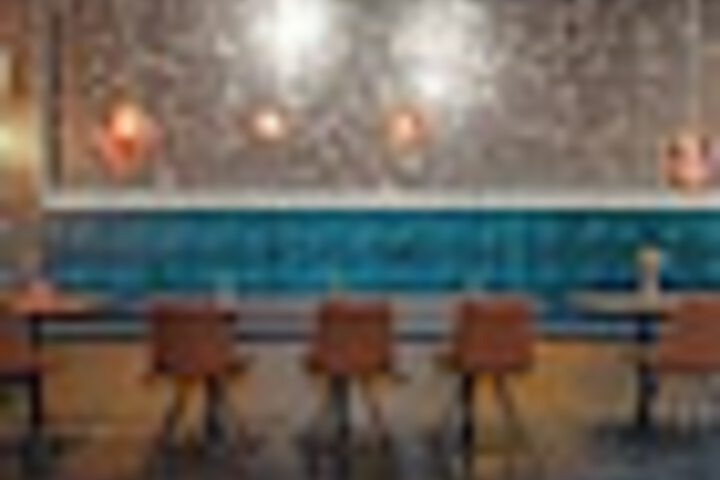 Lounge 212 of 219
