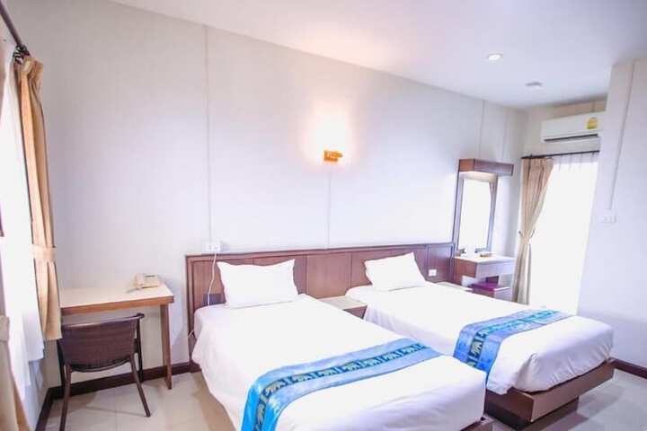 Room 3 of 17