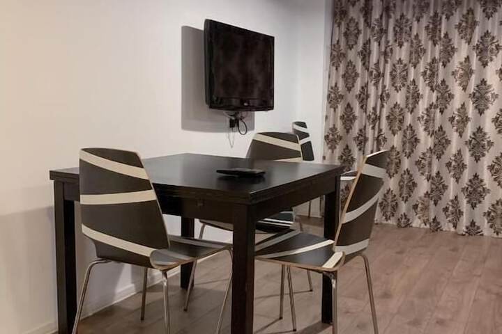 Room 15 of 36