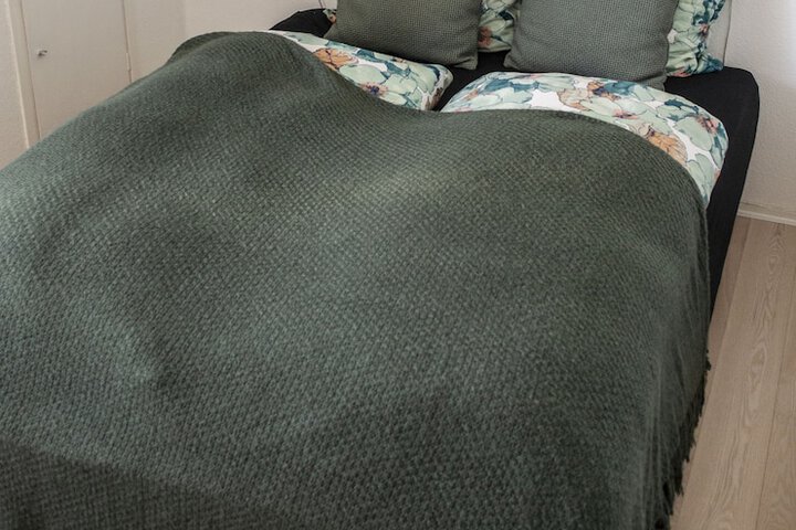 Room 2 of 17