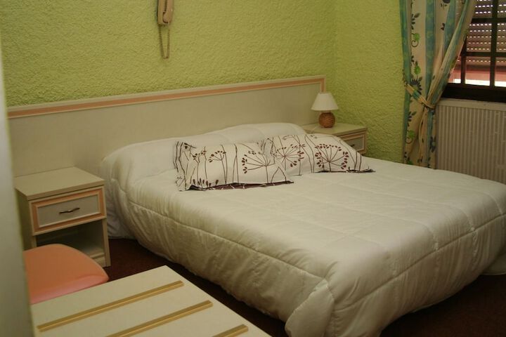Room 5 of 24