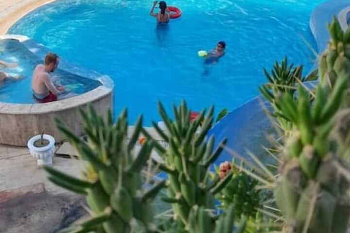 Pool 17 of 40