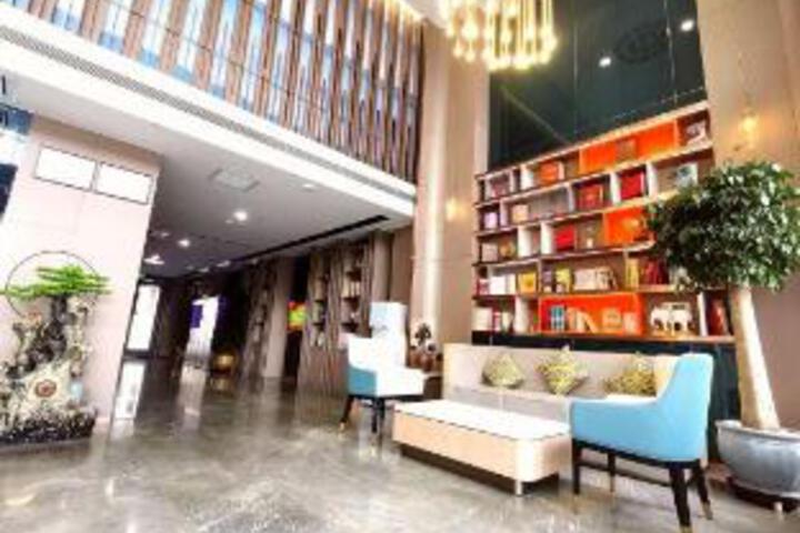 Yilian Hotel