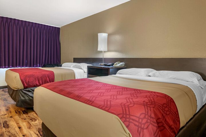 Double Accessible Queen Size Bed (1 of 9)
