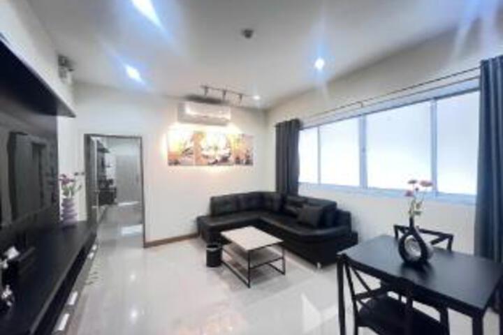 Paradise Hotel