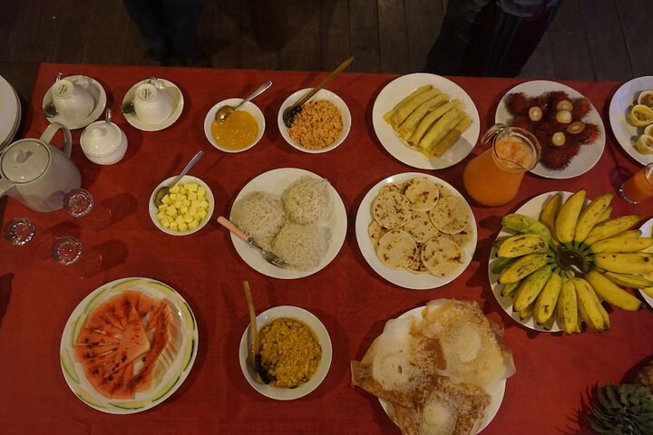 Dining 34 of 51