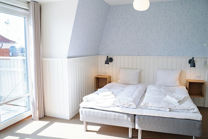Room 37 of 127