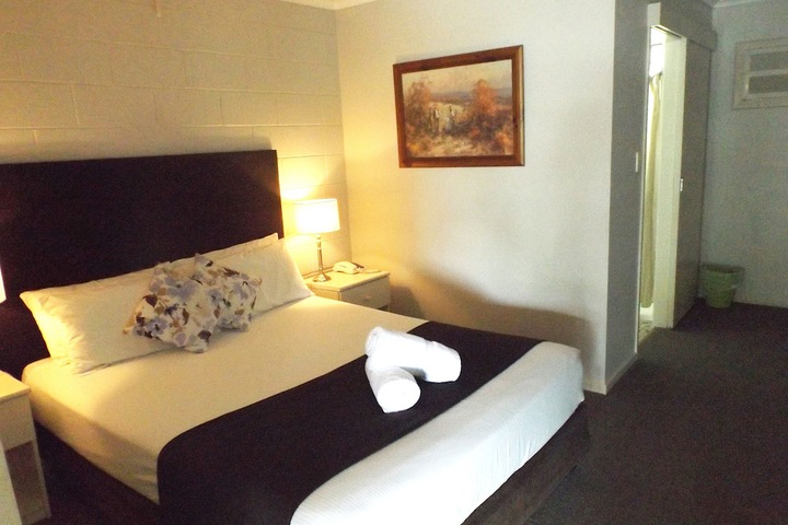 Room 12 of 51