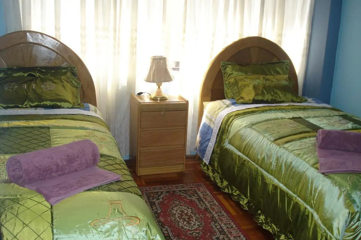 Room 2 of 11